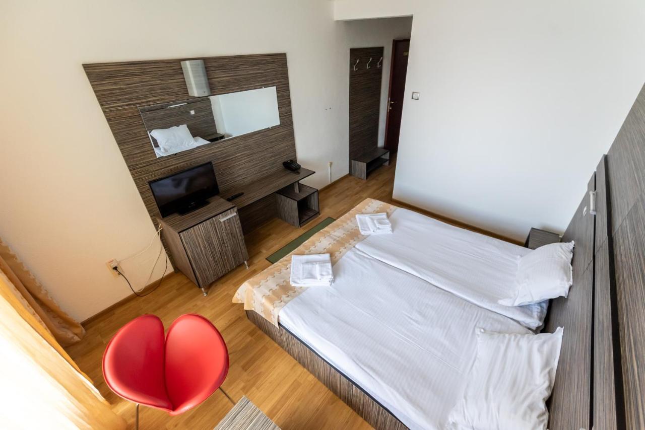 Hotel Capitol Жупитер Экстерьер фото
