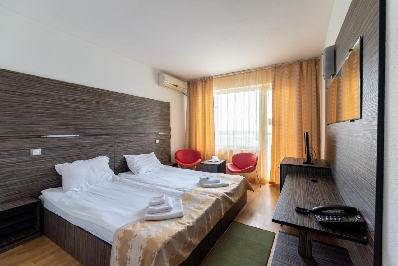 Hotel Capitol Жупитер Экстерьер фото