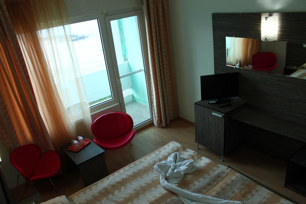 Hotel Capitol Жупитер Экстерьер фото