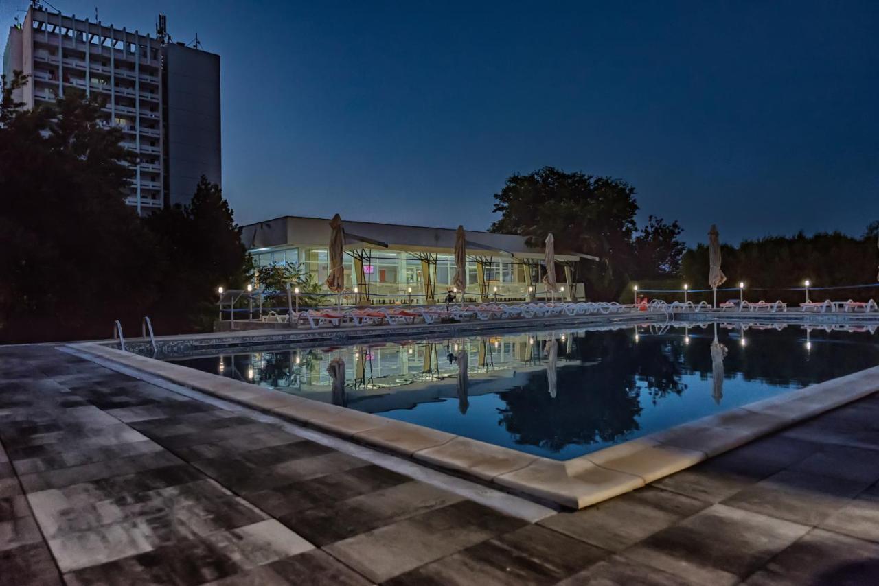 Hotel Capitol Жупитер Экстерьер фото